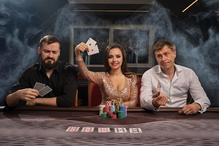 Người dùng Việt Nam trải nghiệm cá cược thể thao và casino trên ứng dụng di động t88